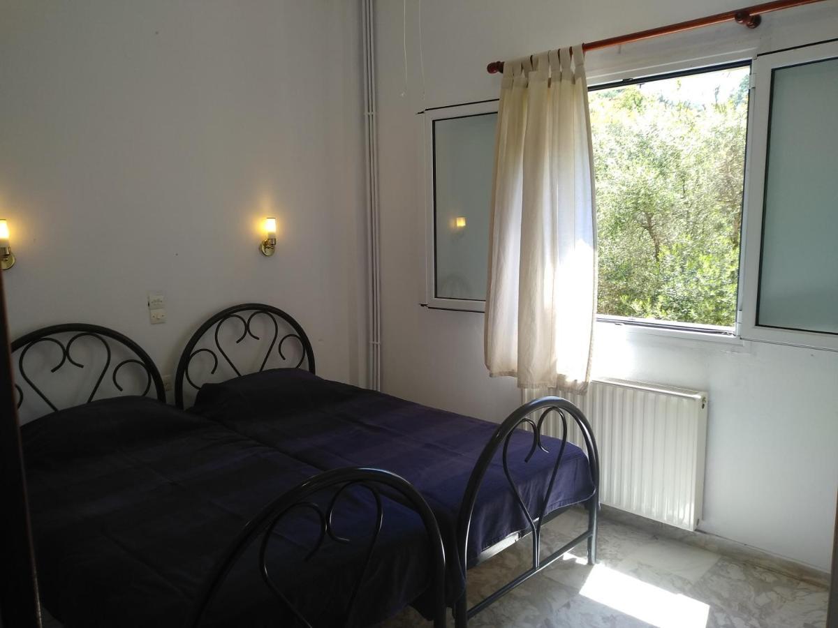 Antonios Olive Garden Acharavi Kerkyra * Acharavi (Corfu)
